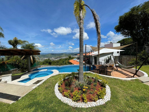 Venta Casa Ángeles Con Alberca De Tamaño Monumental En Un Jardín Enorme Con Vistas Panorámicas En 3 Habitaciones Fracc Rancho San Diego Ixtapan De La Sal Edomex