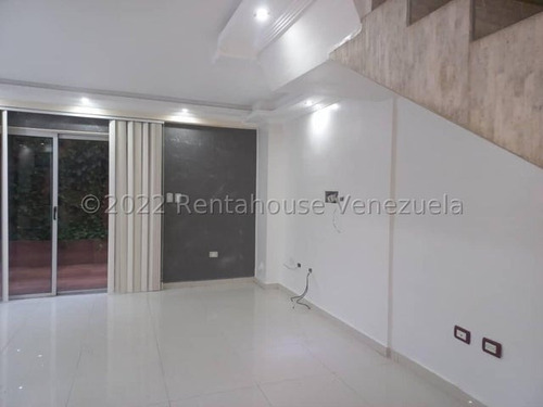 Imagen 3 de 30 de Townhouse En Venta De Concepto Abierto Moderno Con Exclusivas Areas Sociales Piscina Caminerias Y Parques Infantiles Cocina Con Tope De Granito Totalmente Equipada El Rincon Naguanagua