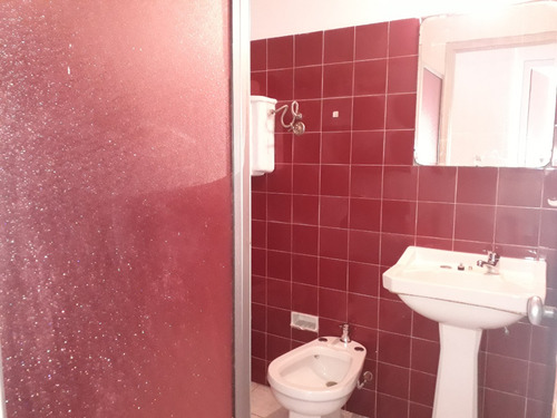 Apto Paraguay Y Rambla Torre Coral, Dos Dorm, Patio, Primer Piso Al Frente