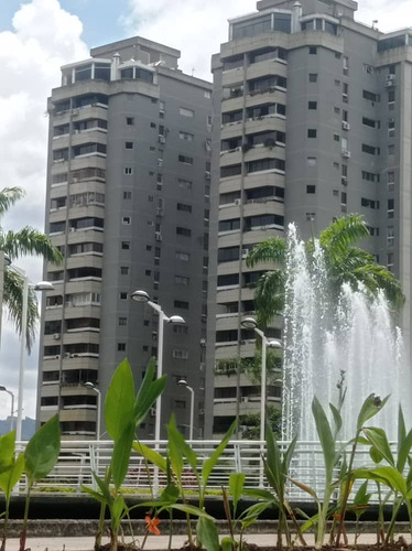 Alquiler De Lindo Apartamento En La Carlota