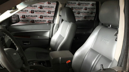 Imagen 19 de 22 de Jeep Grand Cherokee Limited 3.0crd V6 218 Hp 4x4 A/t 2006