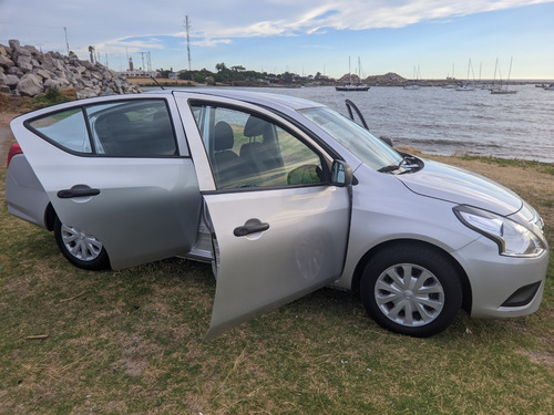 Imagen 4 de 10 de Nissan Versa