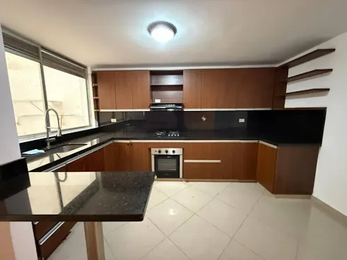 Casas En Venta Laureles 643-8292542
