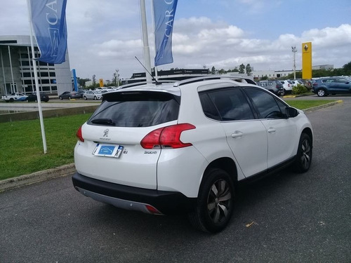 Peugeot 2008 1.6 Feline 2017 Car One Cg