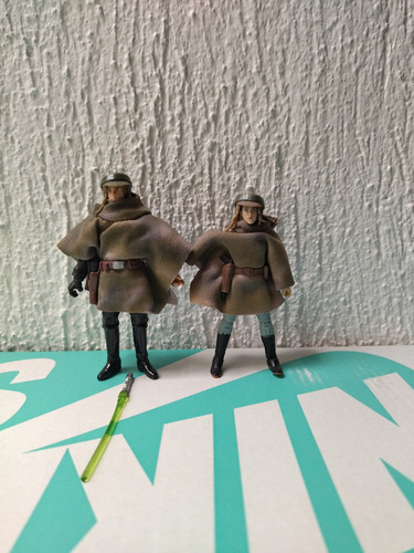 Figura Star Wars Luke Skywalker Y Leía Leer Descripción (Usado)