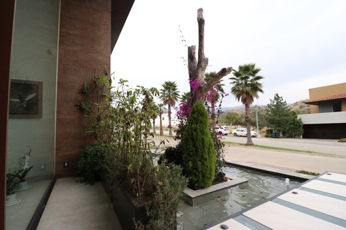 Imagen 4 de 26 de Casa En Venta O Renta En Faccionamiento Isla Real En Bosque Real