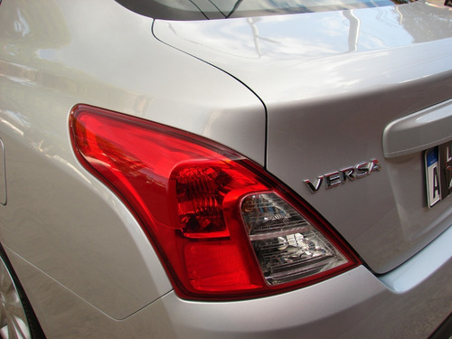 Imagen 20 de 22 de Nissan Versa 1.6 Sense At Pure Drive F2 Año 2018 Nuevo !!