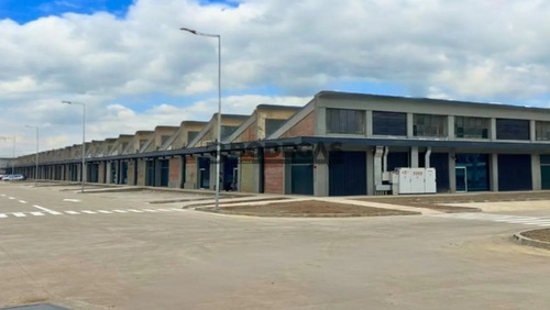 Arriendo Bodega De 2.162 M2 En Ruta 5 Sur / Costanera Norte