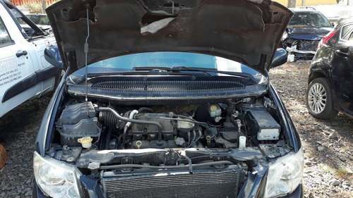 Imagem 6 de 7 de Sucata Chrysler Grand Caravan 3.3 V6 2005 - Rs Auto Peças
