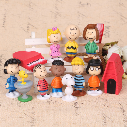 12 Tipos De Adornos Navideños De Muñecas Peanuts