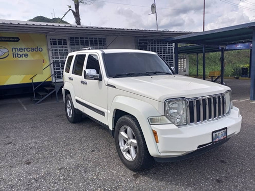 Imagen 2 de 17 de Jeep Cherokee