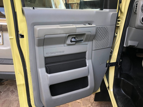 Imagen 11 de 15 de Ford Econoline E-450 2011 Caja Refrigerada Thermoking E-450