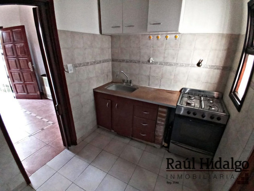 Imagen 5 de 17 de Casa De 3 Ambiente Con Gran Parque Apto Comercio En Alquiler Por 36 Meses