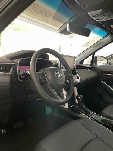 Imagen 11 de 15 de Toyota Corolla Cross Seg Cvt Nafta 2022