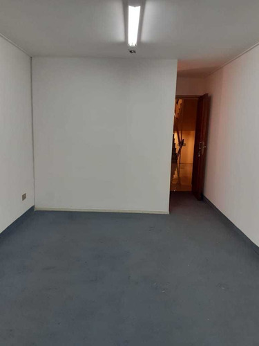 Imagen 2 de 6 de Oficina En Alquiler