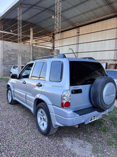 Imagen 6 de 8 de Suzuki Grand Vitara 2.0 4x4
