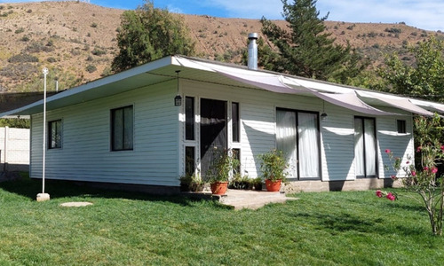 Cajón Del Maipo, El Ingenio, Casa Los Maitenes. 