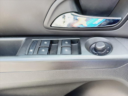 Imagem 6 de 14 de Cruze 1.8 Lt 16v Flex 4p Automático