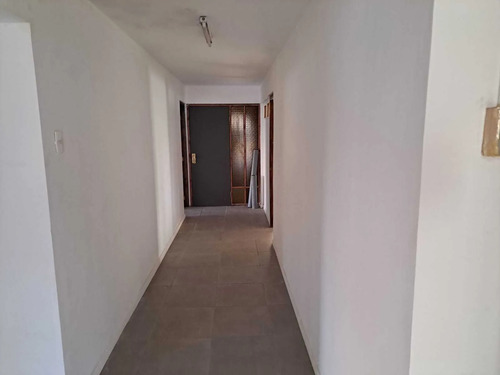 Se Vende Gran Local Comercial Sector Centro (149545)