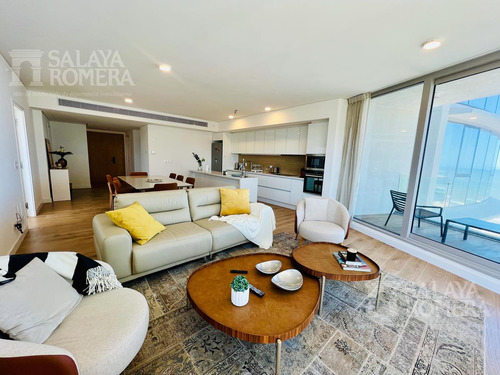 Venta : Apartamento 2 Dormitorios Torre Trump Playa Brava Punta Del Este