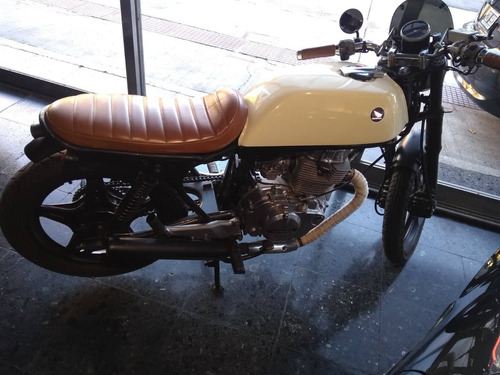 Imagen 5 de 6 de Honda Cb 400 Cafe Racer 1981