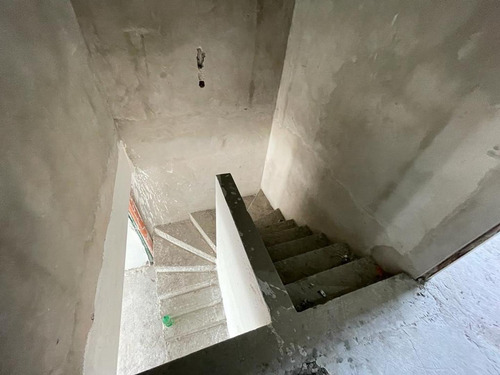 Imagen 9 de 16 de Triplex En Venta En José C. Paz Céntrico