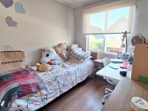 Casa Aislada 3 Pisos En Condominio. 3d+3b Cod. 41095