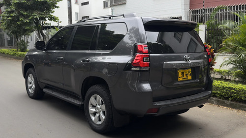 Toyota Prado 3.0 Tx-l Fl 2 Ii BLINDAJE ULTRALIVIANO