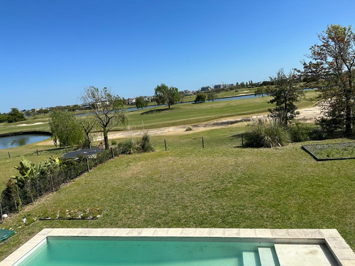 Casa En Venta De 5 Dormitorios  - El Golf, Nordelta