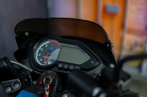 Bajaj Pulsar 180 Fi 2023