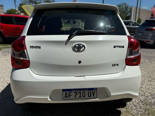 Toyota Etios 1.5 X 6mt My19