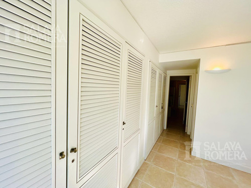 Venta: Apartamento 4 Dormitorios Edificio Estrella De Mar Punta Del Este