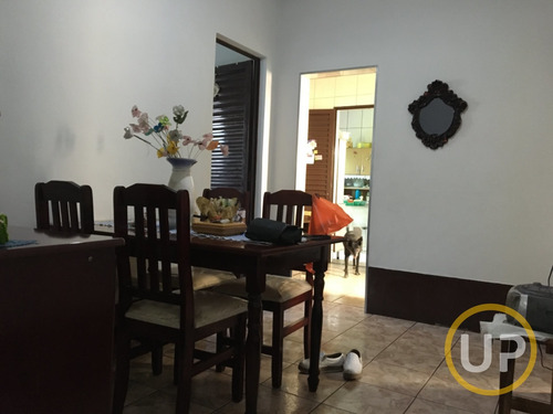 Imagem 4 de 15 de Casa Em Glória - Belo Horizonte - 11158