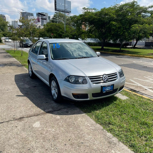 Imagen 3 de 14 de Jetta Clasico Cl Aire 2015