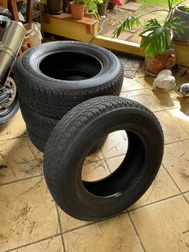 Imagen 1 de 2 de Llantas 265/65 R17 Desert Dueler-bridgestone - Solo 3000 Km