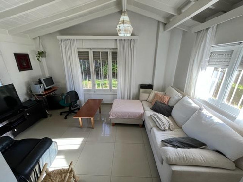 Casa En Claypole Con Hermoso Parque