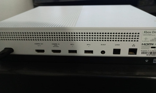 Microsoft Xbox One S 1tb Gears 5 Bundle Color Blanco (Usado)