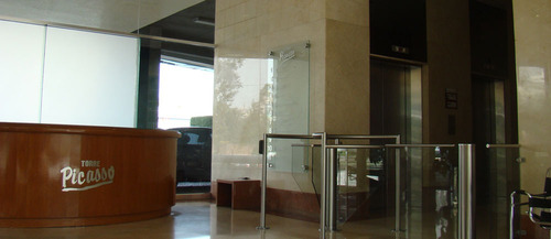 Oficina En Renta, Colonia Lomas De Chapultepec-torre Picasso