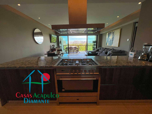 Cad La Isla Fiji Q6. Terraza Con Vista A Las Albercas Y Áreas Comunes