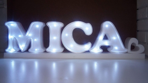 Imagen 8 de 9 de Nombres Luminosos 4 Letras Pintado 20 Cm Polyfan Luces