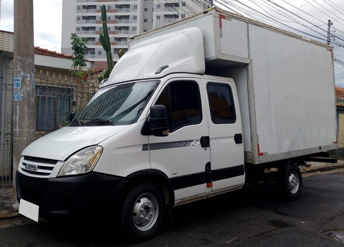 Iveco Daily Chassi 35s14 Cabine Dupla Com Defletor - 2012