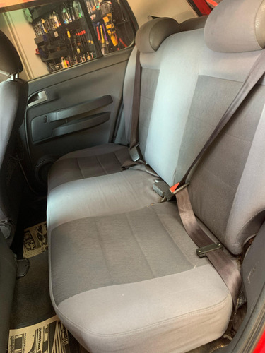 Volkswagen Crossfox 1.6 Total Flex 5p