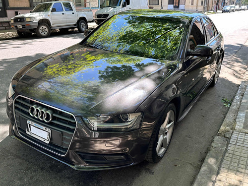 Audi A4 2.0 Attraction Tfsi 211cv