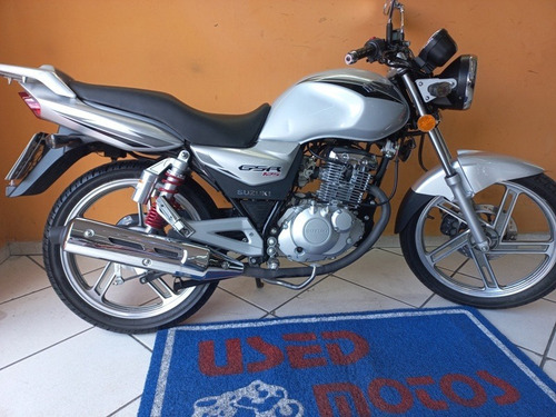 Imagem 4 de 9 de Suzuki Gsr 125 2016 Prata