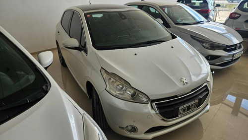 Peugeot 208 1.6 Feline