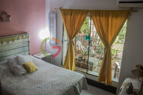 Imagen 2 de 22 de Casa En Venta De 3 Dormitorios + Apto Al Fondo En Conciliación