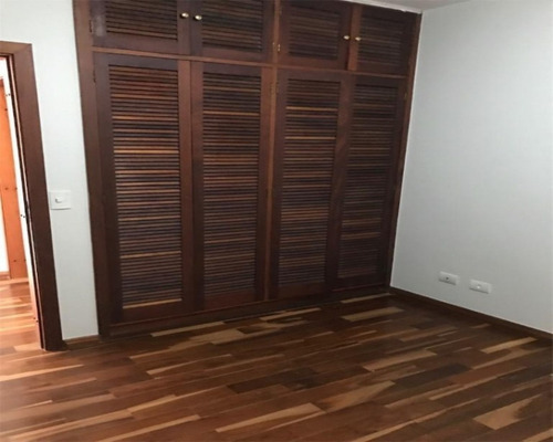 Imagem 8 de 15 de Casa Para Venda Residencial 9 - 1356 - 67735060