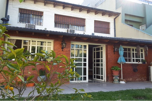 Casa 5 Ambientes - Terreno U.s.a.b. 2 Saavedra Dot