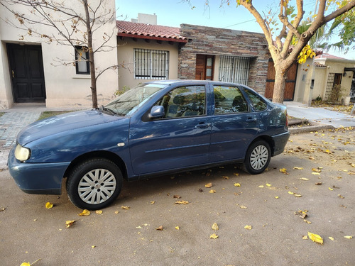Volkswagen Polo Comfortline 1.6 Modelo 2004 Nafta/gnc Azul