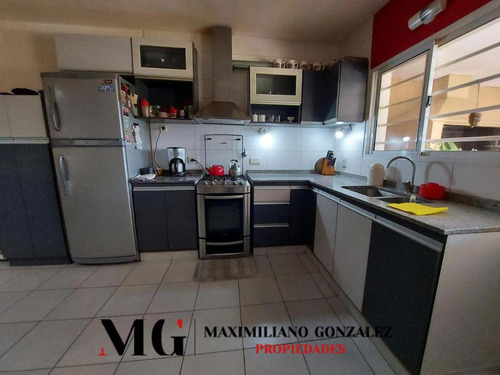 Casa En Venta, 5 Ambientes - El Trébol